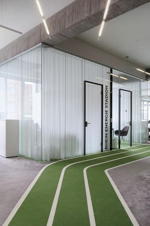 Silent Gliss One Football Berlin Germany