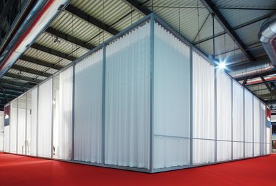 Vorhang-Systeme, Colorama 1, Room shot "Vitra Booth"